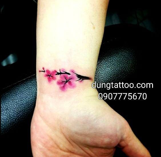 hinh xam hoa mai dao lap seo co tay dũng thực hiện 0907775670